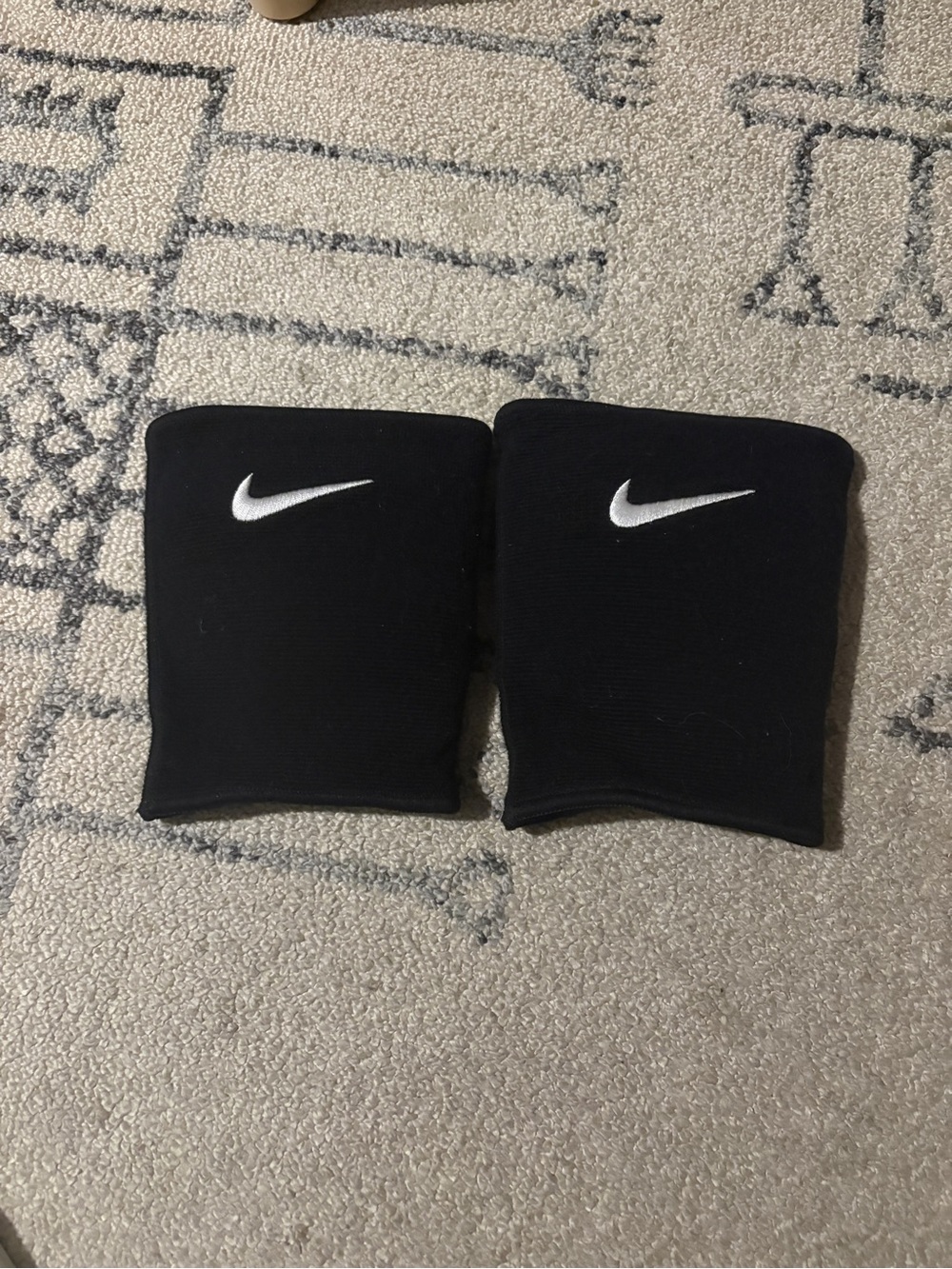 Womens Nike knee pads